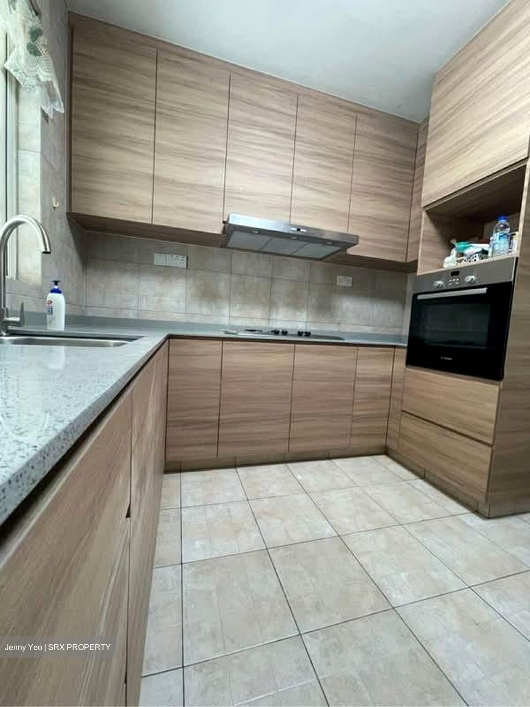 Mera Terrace (D16), Terrace #601892691